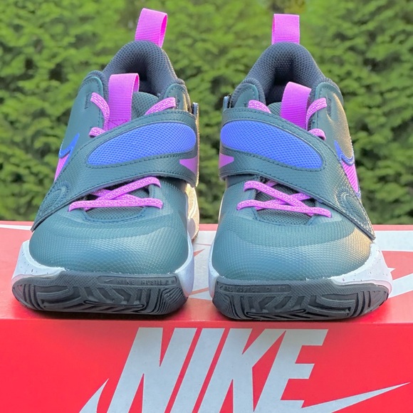 NEW Nike Team Hustle Mid Top Casual Sneaker - Big Kid 7Y (Womens 8.5) - Picture 3 of 10